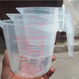 Plastic Measuring Cup (Set of 3)